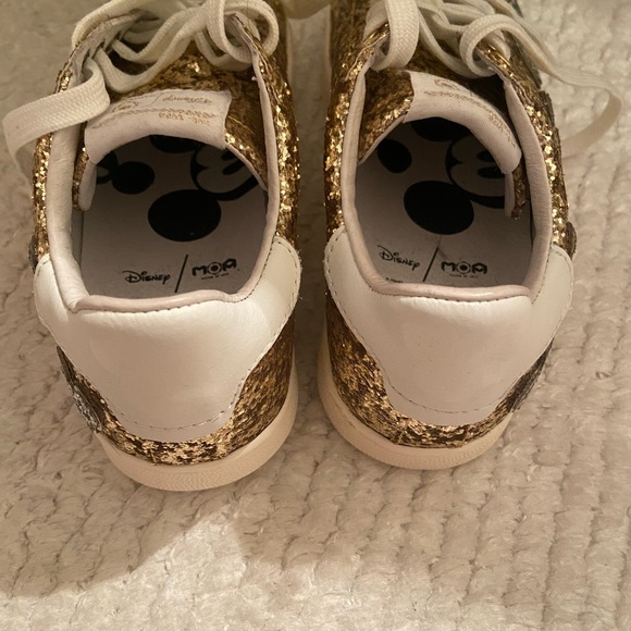 Glitter sneakers, Master of Arts MOA size 6, never been worn - Picture 5 of 5